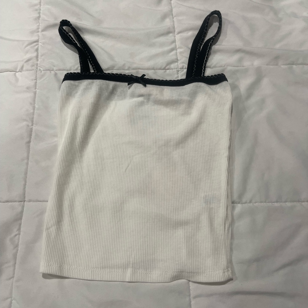 bow tank top!!